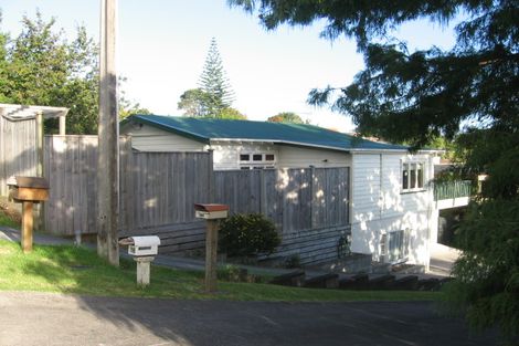 Photo of property in 14a Pupuke Road, Hillcrest, Auckland, 0627