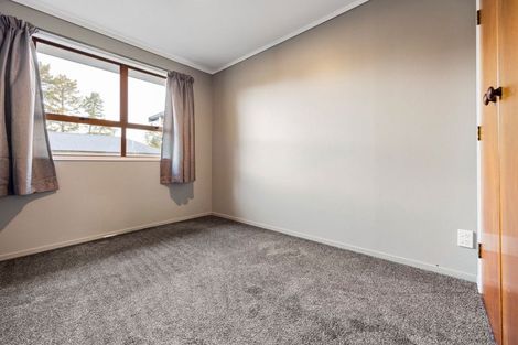Photo of property in 15 Splitt Avenue, Glenview, Hamilton, 3206