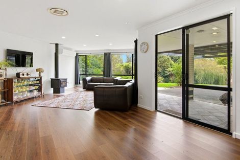 Photo of property in 17 Terry Smyth Drive, Kumeu, 0892