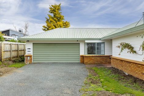 Photo of property in 8 Kathleen Place, Rainbow Point, Taupo, 3330