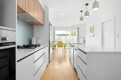 Photo of property in 1/7 Tudor Crescent, Chedworth, Hamilton, 3210