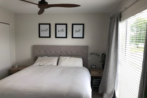 Photo of property in 28a Opaheke Road, Papakura, 2110