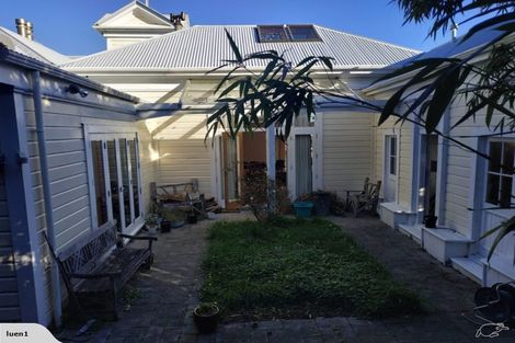 Photo of property in 133 Eden Street, Island Bay, Wellington, 6023