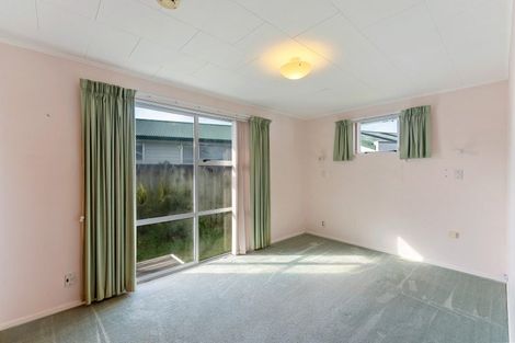 Photo of property in 30 Arawhata Road, Paraparaumu, 5032