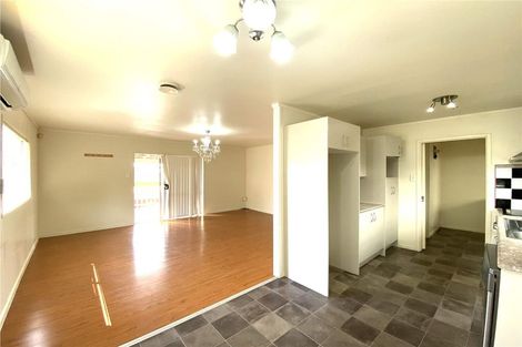 Photo of property in 42a Farwood Drive, Henderson, Auckland, 0612