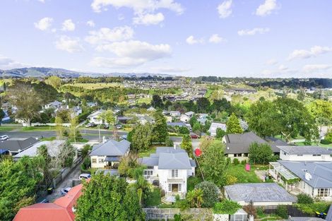 Photo of property in 14 Queen Street, Cambridge, 3434