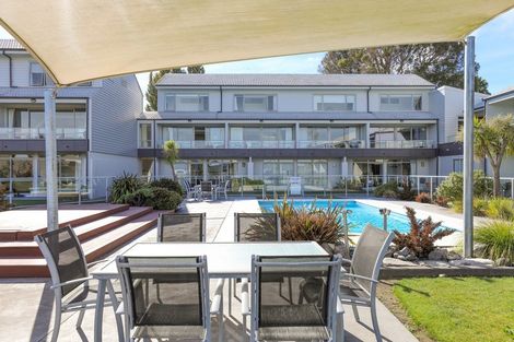 Photo of property in 300 Lake Terrace, Two Mile Bay, Taupo, 3330