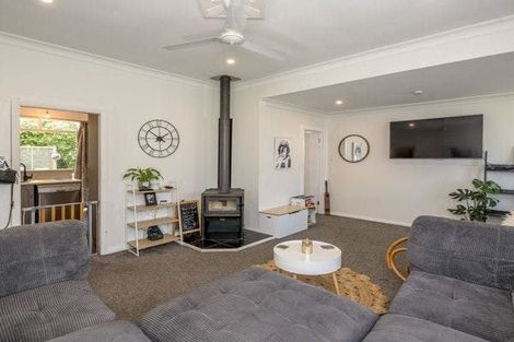 Photo of property in 27 Wilton Street, Levin, 5510