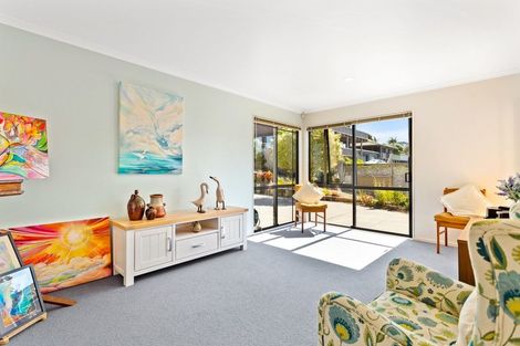 Photo of property in 20a Auld Street, Torbay, Auckland, 0630