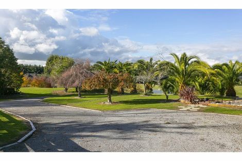 Photo of property in 864 Whangamata Road, Kinloch, Taupo, 3377