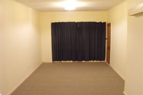 Photo of property in 2/18 Thurleigh Grove, Karori, Wellington, 6012