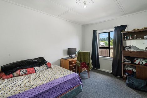 Photo of property in 16 Kerrs Road, Linwood, Christchurch, 8062