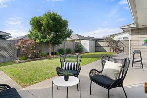 Photo of property in 3 Kamahi Crescent, Papamoa Beach, Papamoa, 3118