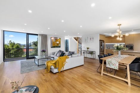 Photo of property in 58c Potter Avenue, Northcote, Auckland, 0627