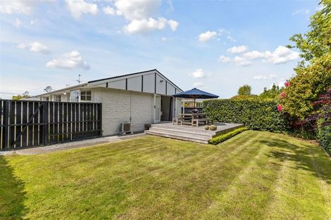 Photo of property in 385 Withells Road, Avonhead, Christchurch, 8042