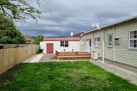 Photo of property in 25a Palmer Crescent, Silverstream, Upper Hutt, 5019