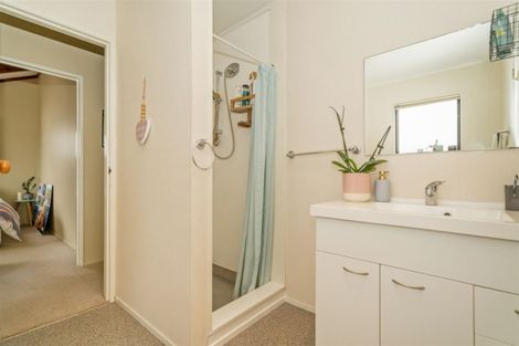 Photo of property in 10 Joan Gaskell Drive, Whitianga, 3510