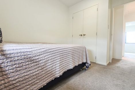 Photo of property in 39a Soaring Bird Drive, Takanini, 2112