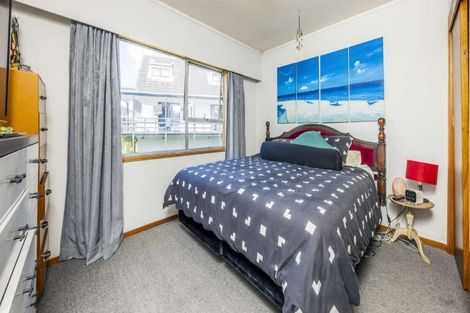 Photo of property in 26 Cyclarama Crescent, Massey, Auckland, 0614