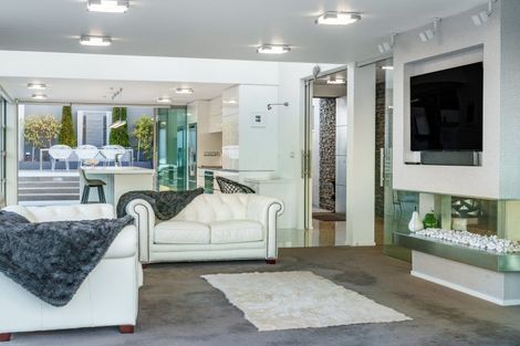 Photo of property in 3 Botting Place, Wanaka, 9305