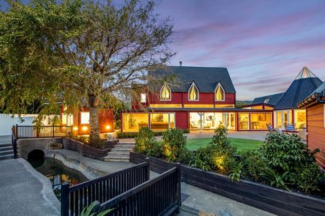 Photo of property in 64 Kings Crescent, Hutt Central, Lower Hutt, 5010