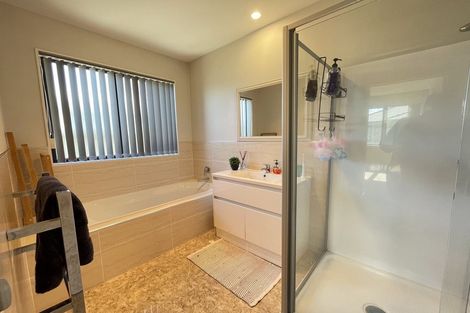 Photo of property in 13 Treestump Road, Takanini, 2112