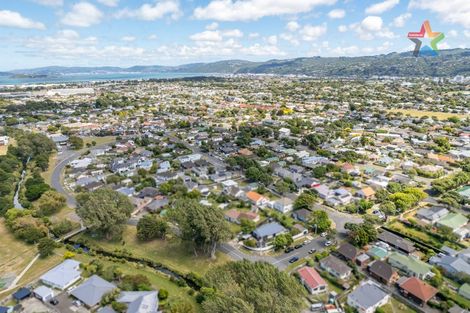 Photo of property in 27a Malone Road, Waterloo, Lower Hutt, 5011