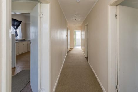 Photo of property in 10 Stuckey Street, Levin, 5510