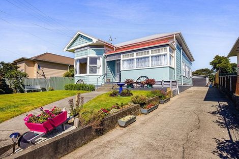 Photo of property in 3 Victoria Street, Hawera, 4610