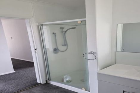 Photo of property in 9 Dampier Avenue, Awapuni, Palmerston North, 4412
