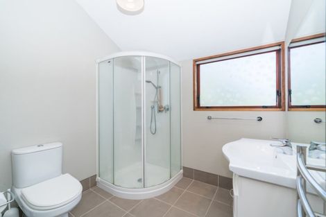 Photo of property in 7 Grange Place, Milson, Palmerston North, 4414