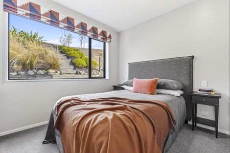 Photo of property in 10a Kinross Lane, Jacks Point, Queenstown, 9371