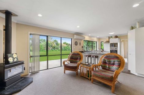 Photo of property in 22 Jenny Lane, Waiuku, 2123