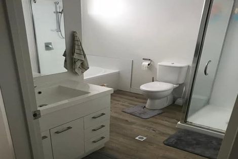 Photo of property in 25 Apple Orchard Way, Sunnyvale, Auckland, 0612