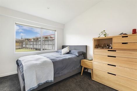 Photo of property in 75a Shakespeare Road, Milford, Auckland, 0620