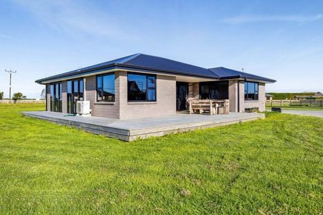 Photo of property in 261 Ohangai Road, Hawera, 4673