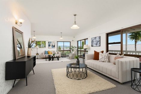 Photo of property in 35d Edmonton Road, Henderson, Auckland, 0612