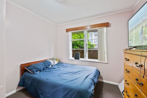 Photo of property in 28 Ellen St, 28 Ellen Street, Manurewa East, Auckland, 2102