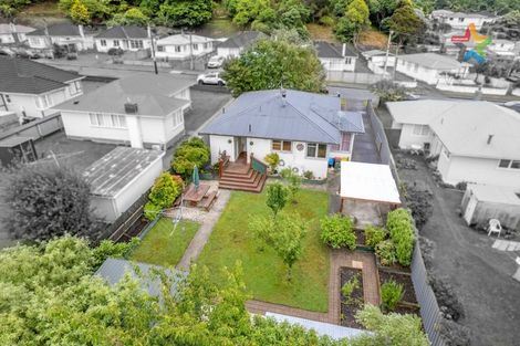 Photo of property in 5 Kowhai Street, Wainuiomata, Lower Hutt, 5014