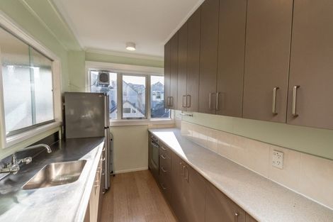 Photo of property in Victoria Court, 4u7 Queen Street, Mount Victoria, Wellington, 6011