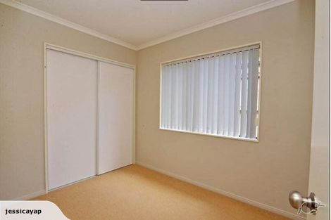 Photo of property in 32 Espalier Drive, Henderson, Auckland, 0612