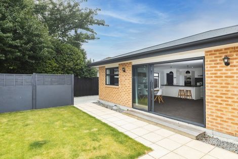 Photo of property in 204 Grahams Road, Burnside, Christchurch, 8053