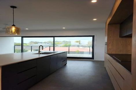 Photo of property in 1/1157 South Road, Oakura, 4314