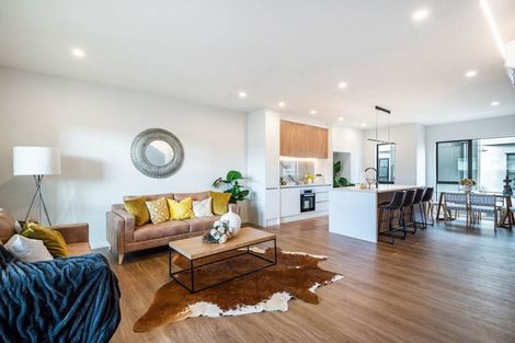 Photo of property in 18 Mina Way, Browns Bay, Auckland, 0630