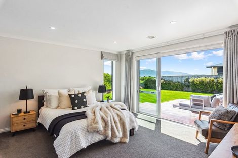 Photo of property in 11 Taranui Way, Paraparaumu Beach, Paraparaumu, 5032
