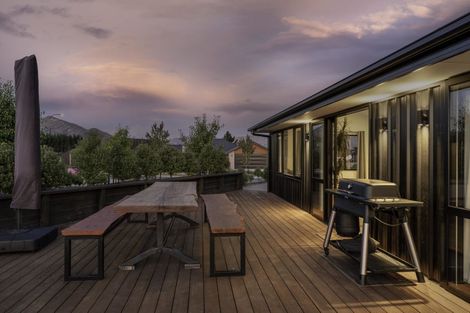 Photo of property in 5 Tahi Street, Albert Town, Wanaka, 9305