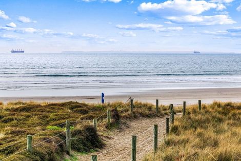 Photo of property in 1/50 Marine Parade, Mount Maunganui, 3116