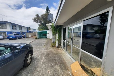 Photo of property in 84 Weldene Avenue, Glenfield, Auckland, 0629