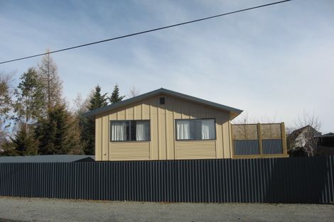 Photo of property in 21 Sealy Street, Twizel, 7901