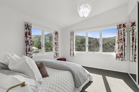 Photo of property in 34 Spencer Street, Crofton Downs, Wellington, 6035